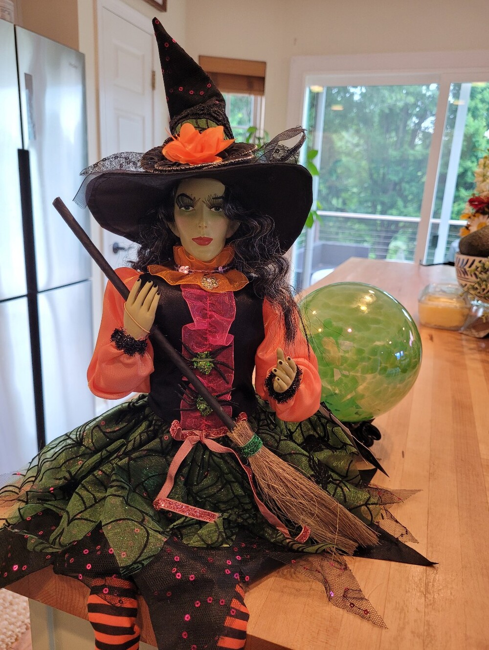 NEW Broomstick Blvd Halloween Witch With Green Glass Crystal Ball